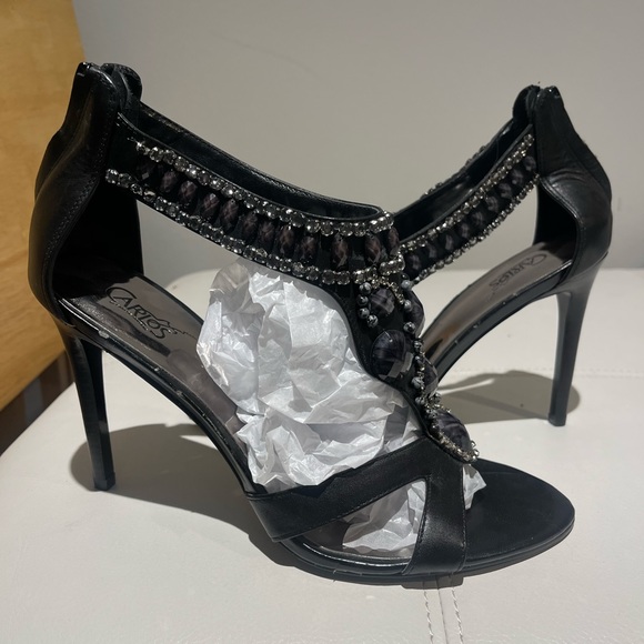 Carlos by Carlos Santana Size 8.5 open toe with crystal and purple matte gems - Picture 2 of 7